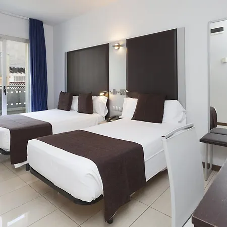Urh Excelsior Hotel 3*