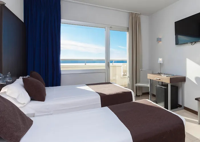 ホテル Hotel Excelsior 3*