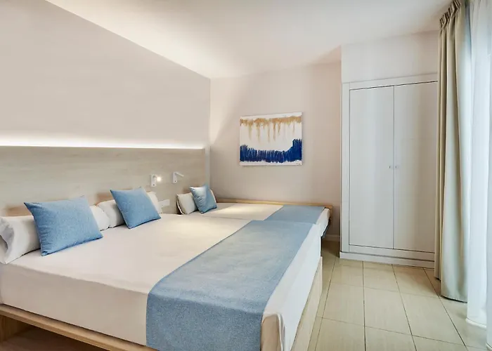 Urh Excelsior 滨海略雷特