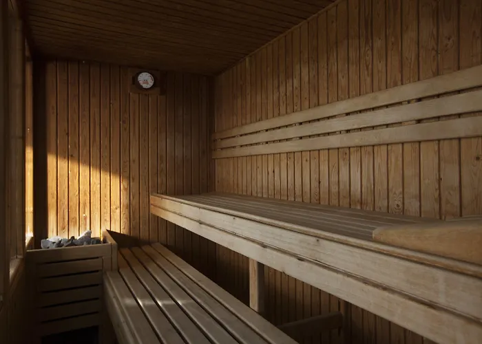 酒店 Urh Excelsior