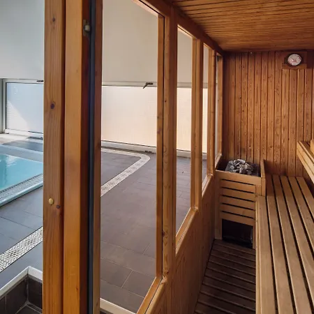 Urh Excelsior ホテル