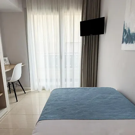 Excelsior Hotel 3*